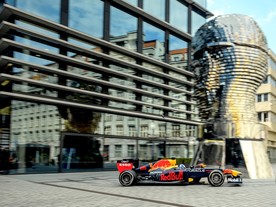 Red Bull Racing Castle to Castle - Praha