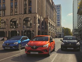 Renault Clio R.S. Line, Clio a Clio Initiale Paris