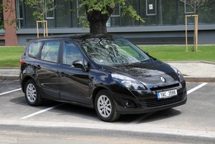 autoweek.cz - Renault Grand Scénic 1,5 l dCi Expression - rodinná záležitost