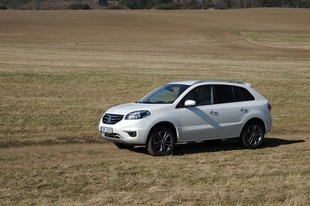 autoweek.cz - Renault Koleos 2,0 dCi Bose Edition – na silnici i do terénu