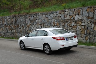 Renault Latitude 2,0 dCi