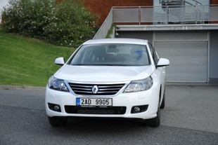 Renault Latitude 2,0 dCi