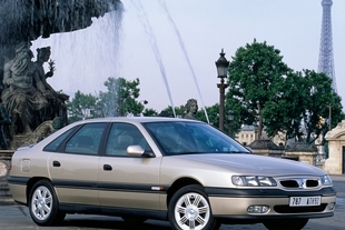 Renault Safrane z roku 1996