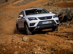 Seat Ateca - Test jízdy na štěrku