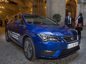 Seat propaguje Biogás (CNG), za vozem Luce de Meo