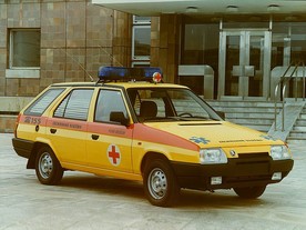 Z vozů s koncepcí „vše vpředu“ se v záchranářské verzi vyráběl například model Forman
