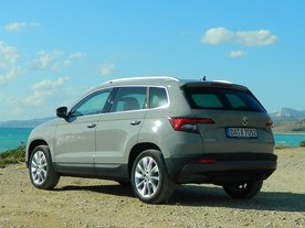 Škoda Karoq 1,0 TSI 4x2