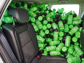 Škoda Karoq se systémem zadních sedadel VarioFlex pojme 1000 láhví