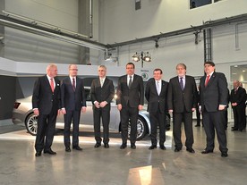 Vláadní delegace a představitelé Škoda Auto