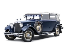 Typové označení Škoda 860 prozrazovalo, že luxusní vůz pohání osmiválcový motor o 60 k