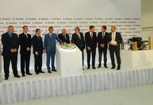 autoweek.cz - Škoda Auto zahájila provoz nového Motorového centra