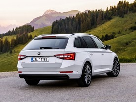 Škoda Superb Combi