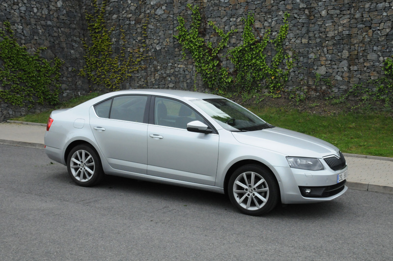 Škoda Octavia Elegance 1.6 TDI – pro rodinu i podnikatele