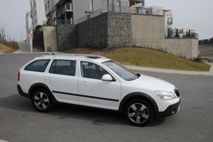 Škoda Octavia Scout 2,0 TDI CR