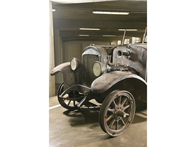 Laurin & Klement 210