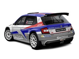 Škoda Fabia R5 v barvách české vlajky