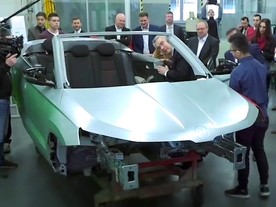 Výroba vozu Škoda Sunroq probíhala pod kontrolou Michaela Oeljeklause