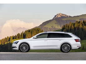 Škoda Superb Combi