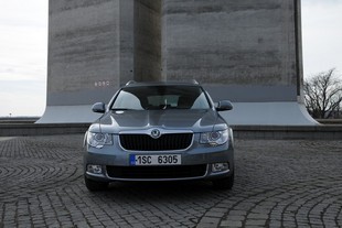 Škoda Superb Combi