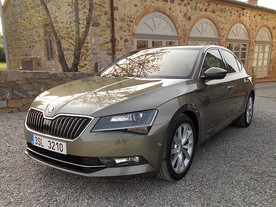 Škoda Superb