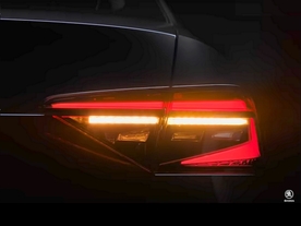 Full LED zadní skupinové svítilny s dynamickými směrovkami