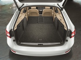 Škoda Superb Combi