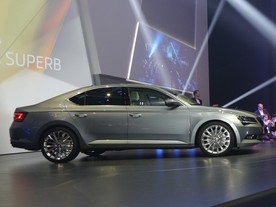 Škoda Superb - Fórum Karlín