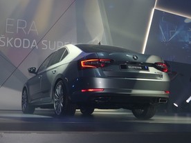 Škoda Superb - Fórum Karlín
