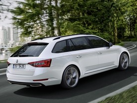 Škoda Superb Combi SportLine