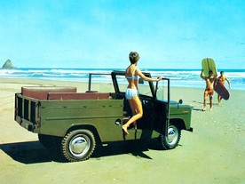 Zákazníci mohli vybírat z řady variant: třídveřových pick-upů, STW (kombi) či plážovou variantu