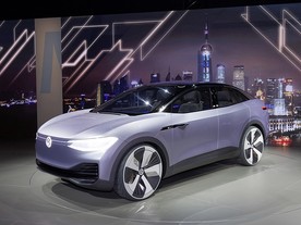 Volkswagen Group Night: Volkswagen I.D. Crozz