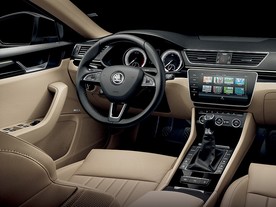 Škoda Superb - nová výbava 2017