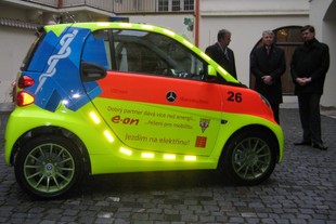 Slavnostní předávání vozu smart ed