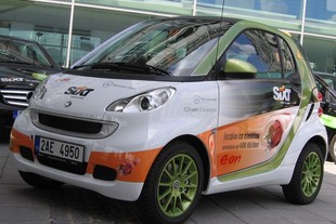 autoweek.cz - Pět elektromobilů smart ed u Sixtu