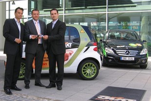 Slavnostní předání klíčků od pěti vozidel smart ED