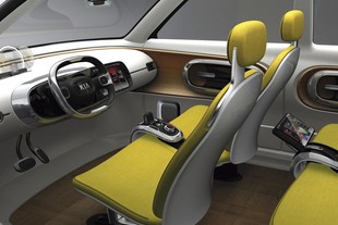 Kia Naimo