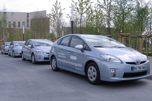 Vozy Toyota Prius Plug-in připravené ke zkušebnímu provozu