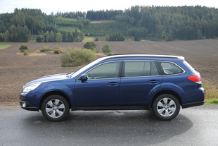 Subaru Outback 2.5i       