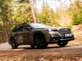Subaru Outback MY21 