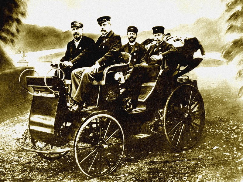 120 let tradice vozidel se spalovacím motorem - 1. díl