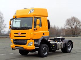 Tatra Phoenix Euro6 4x4 tahač