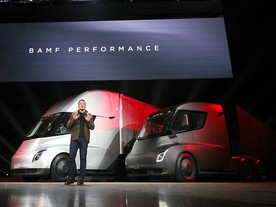 Elon Musk a Tesla Semi