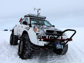 Arctic Trucks Toyota Hilux 