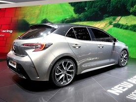 Toyota Auris Hybrid