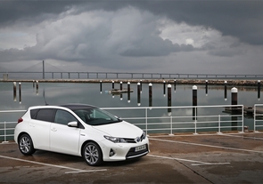 Toyota Auris Hybrid
