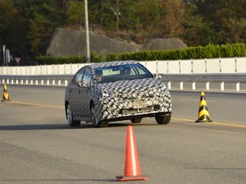 Testovací prototyp Toyota FCV