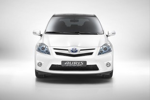 Auris HSD Full Hybrid Concept.jpg