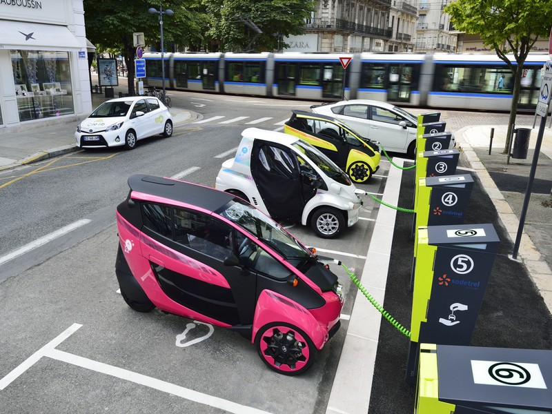 Program sdílení automobilů pozastavil vandalismus