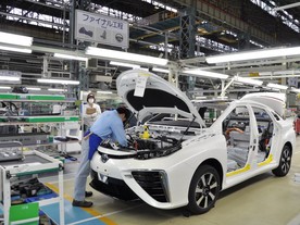 Toyota Mirai - výroba v továrně Motomachi v Toyota City