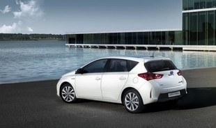 Toyota Auris Hybrid